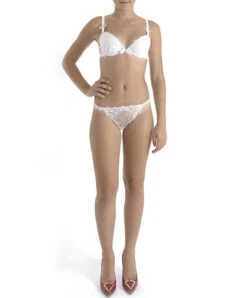 String Mini Ultra-sexy  En Tulle Aux Broderies Baroques, Collection Soir De Venise De Chez Lise Charmel. -Sous Vêtement Soldes Magasin String Sexy Lise Charmel Soir de Venise Blanc ACA0503 BL ensemble