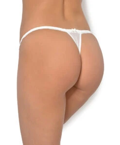 String Sexy En Soie Venant De La Ligne De Lingerie De Luxe Exception Charme Par Lise Charmel. -Sous Vêtement Soldes Magasin String sexy en soie Lise Charmel Exception charme Nacre ACS0502 NA 21