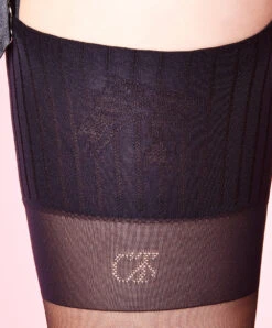 Bas Chantal Thomass Transparent 15D Motif Baguette Arrière à Pointes Renforcées.  -Sous Vêtement Soldes Magasin T177 Bas Couture 15 Deniers Ligne Bas et Collants Chantal Thomas Details