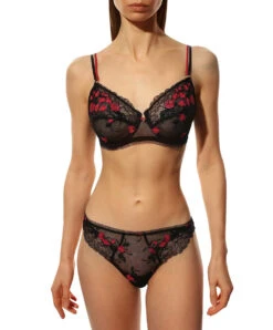 Tanga Collection L'amour En Liberté De La Maison De Lingerie Française Lise Charmel. -Sous Vêtement Soldes Magasin Tanga Lise Charmel l amour en liberte fuchsia ACH0005 LF 103