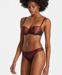 Tanga Sexy Collection Mélodie D'Été De Chez Aubade, Coloris Black Cherry. 14 Tanga Sexy Collection Mélodie D'Été De Chez Aubade, Coloris Black Cherry. -Sous Vêtement Soldes Magasin Tanga Melodie d ete black cherry Aubade rouge et noir IC26 BCHE 3