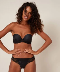 Simone Perele Tanga Sexy Collection Wish Coloris Noir De Chez Simone Pérèle. 13 Simone Perele Tanga Sexy Collection Wish Coloris Noir De Chez Simone Pérèle. -Sous Vêtement Soldes Magasin Tanga Simone Perele Wish noir 12B710 015 3