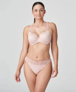 Tanga Dentelle Collection Madison De Chez PrimaDonna En Coloris Rose Poudré. -Sous Vêtement Soldes Magasin Tanga dentelle PrimaDonna Madison rose poudre 0662125 PWD 504
