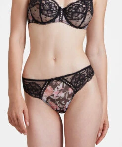 Tanga En Promotion De La Collection Aubade Magic Garden. -Sous Vêtement Soldes Magasin Tanga magic garden Aubade noir IA26 PIVN 1