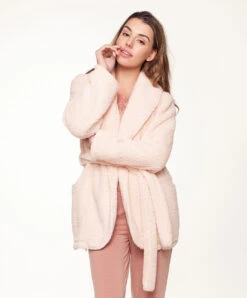 Veste Polaire Rose Vintage "Fluffy" Soft Linen De La Collection Lingadore Lounge. 