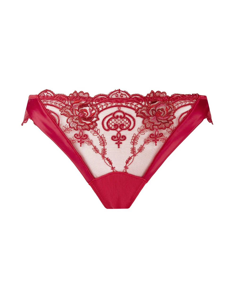 Tanga Lise Charmel De La Collection Lingerie Rouge Tellement Glamour. 9 Tanga Lise Charmel De La Collection Lingerie Rouge Tellement Glamour. – Image 7